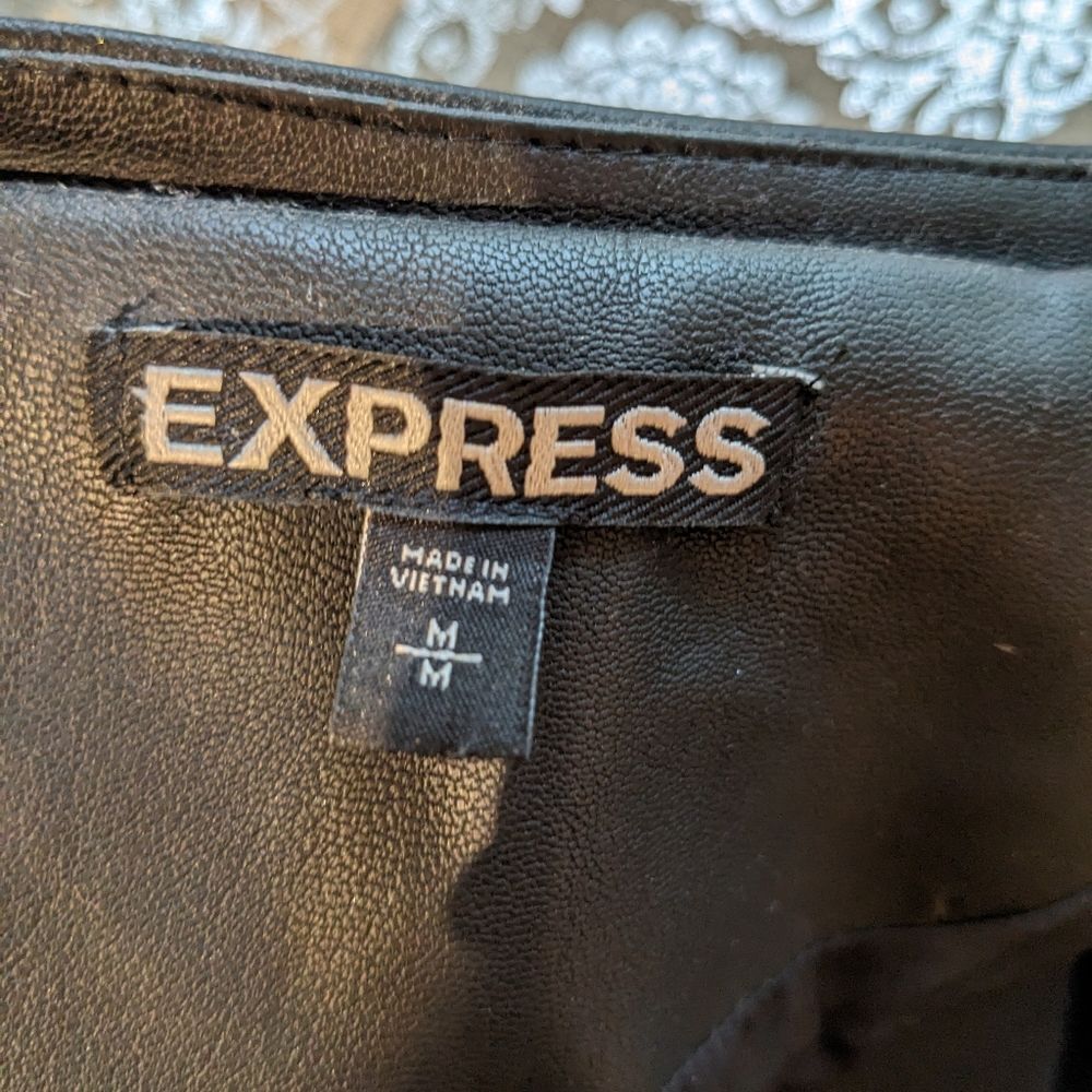 Express Jacket - Picture 11 of 15